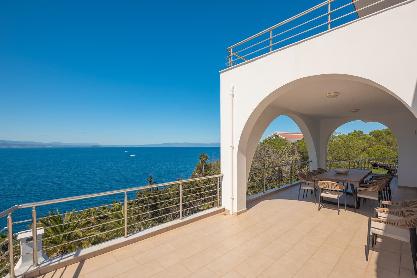 Villa photo 5