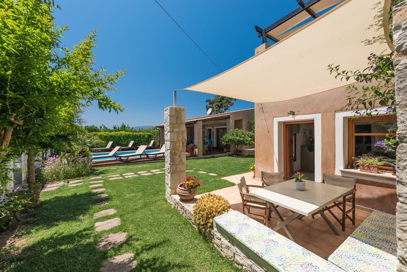 Villa photo 4