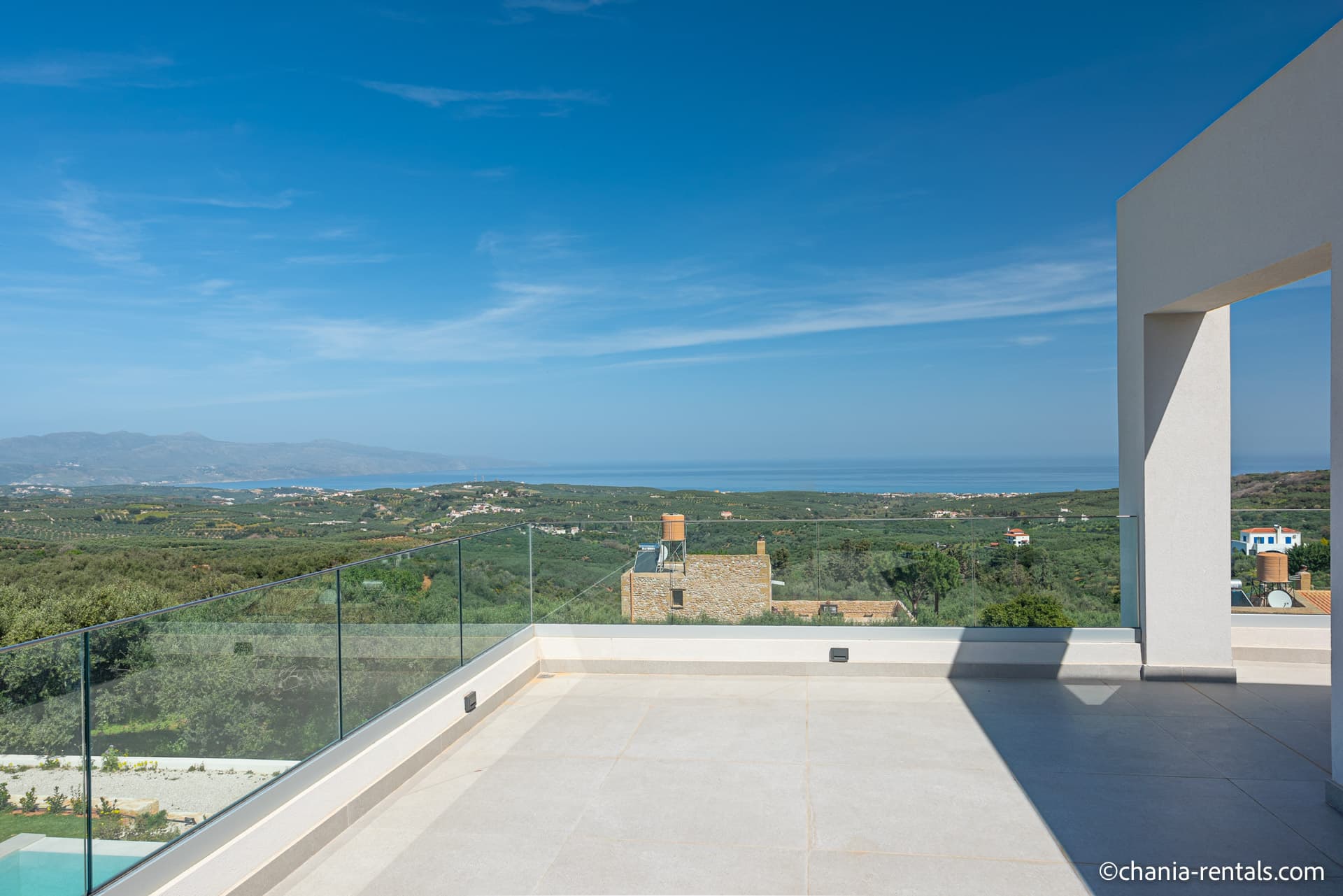 Villa photo 3